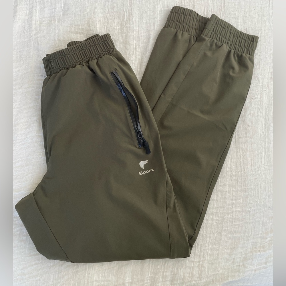 Fabletics Olive Joggers